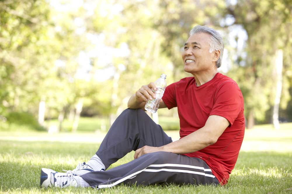 old man trying to prevent type 2 diabetes through exercise